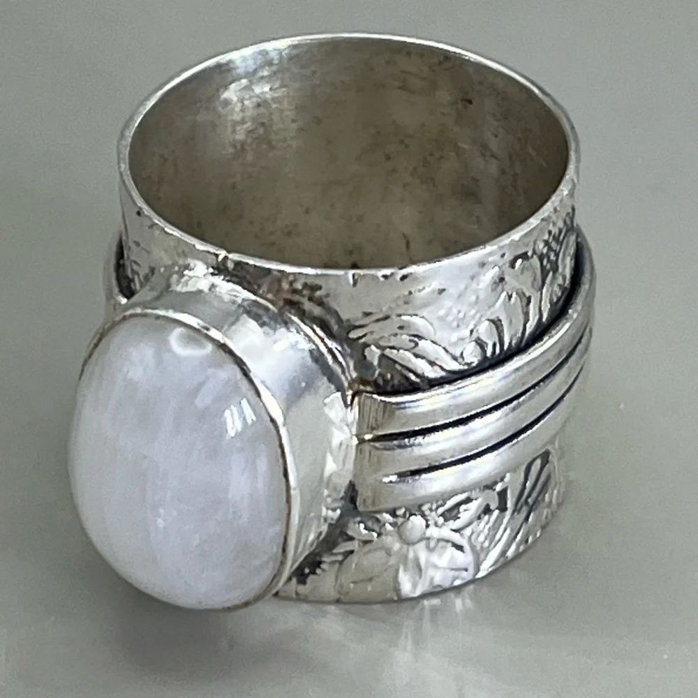 Sterling Silver Moonstone Ring